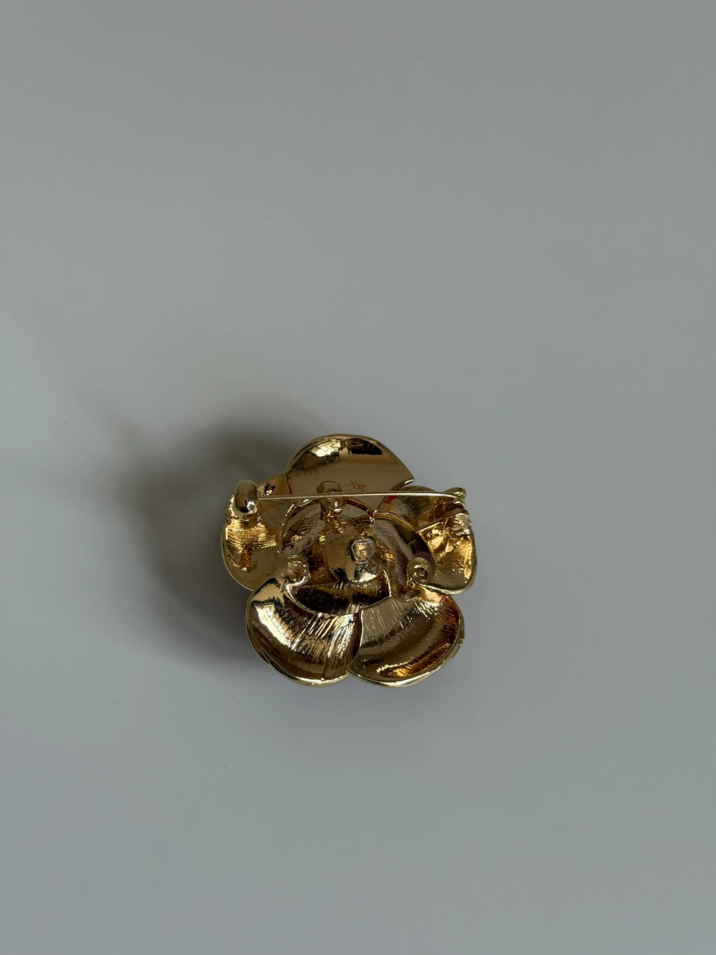 STANZA Elegant Rose Brooch - Enamel Flower Pin