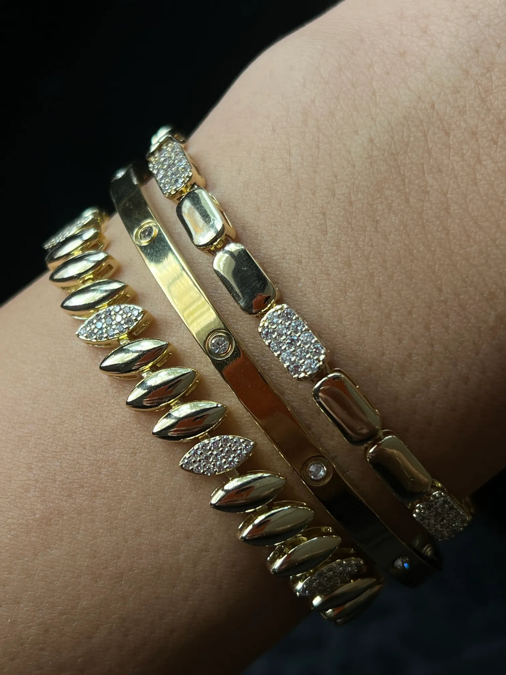 STANZA Luxury Bracelet Stack - Gold & Crystal Collection