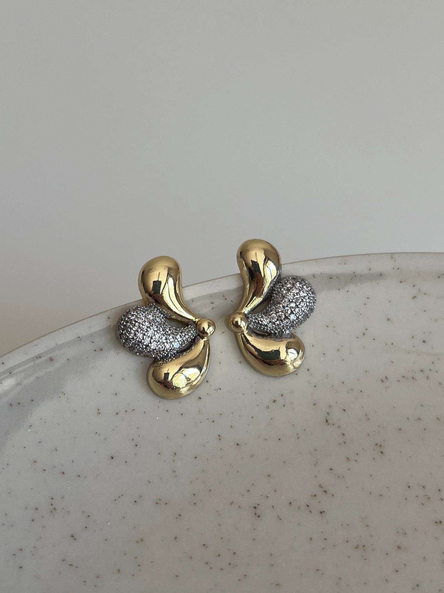 STANZA Crystal Clover Earrings & Celestial Ear Stack - Luxury Collection